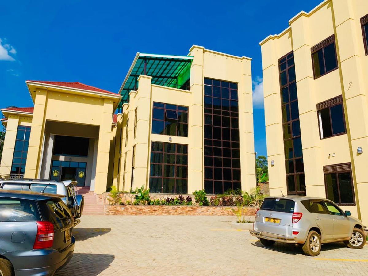 Golden Castle Hotel Hoima Экстерьер фото